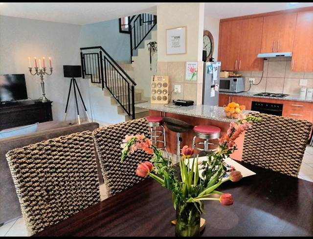 4 BEDROOM DUPLEX FOR SALE IN HAZELDEAN